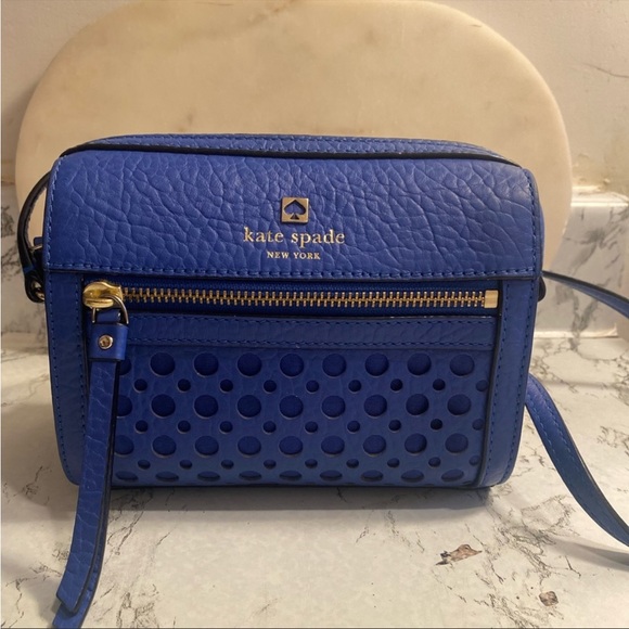 kate spade Handbags - KATE SPADE ♠️ CROSSBODY BAG